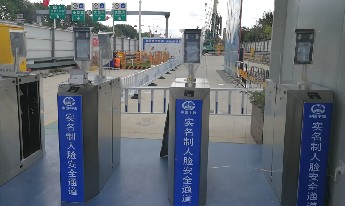 深圳白石洲车管所人脸脸识别+平移闸